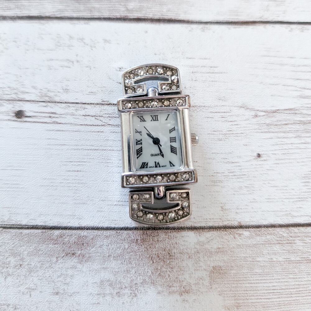 Avon Watch - No Strap - Untested as Needs New Battery